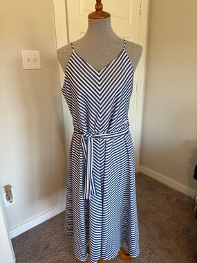 Striped Navy and White V-Neck Belted Sundress